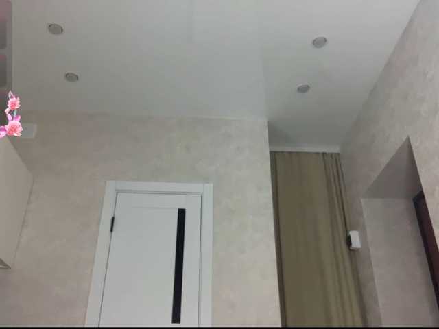 VoidDolll, live now on BongaCams