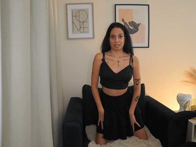 SissyBlue18 live cam on BongaCams