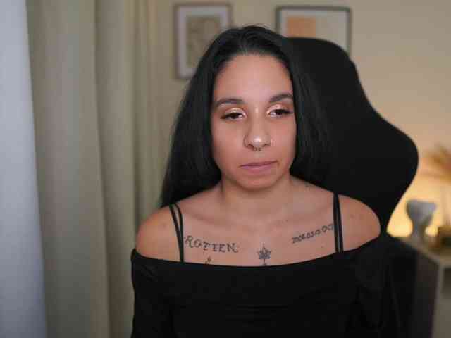 SissyBlue18