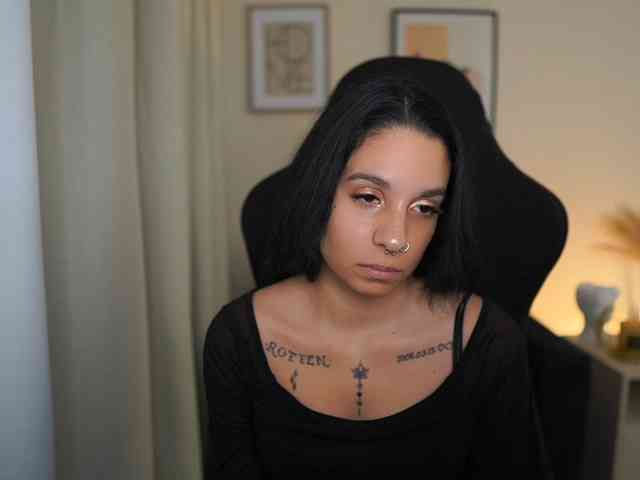 SissyBlue18