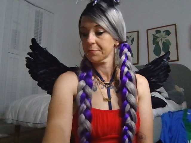LashOutHeartLessP live cam on BongaCams