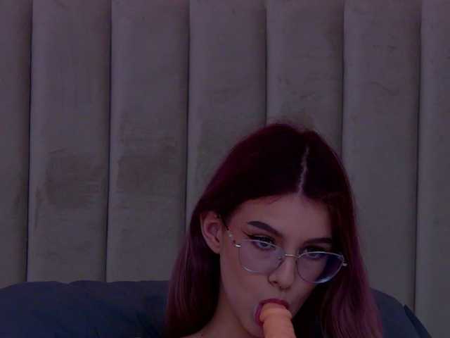 MillieRossie live cam on BongaCams