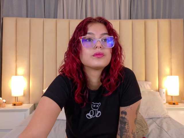 AllyRoouge webcam