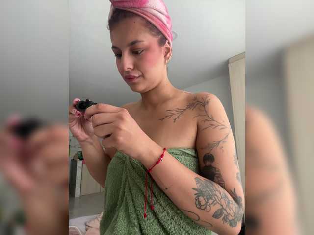 AllyRoouge live cam preview