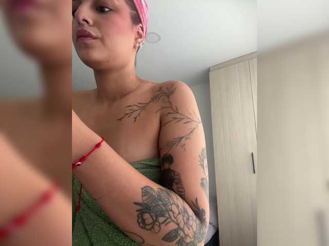 AllyRoouge live cam preview