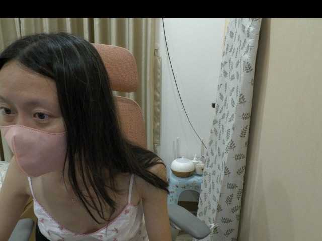 AlinaBabie, en directo ahora en BongaCams