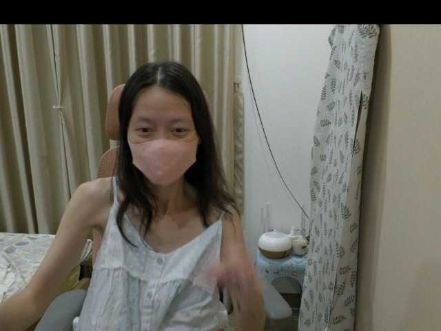 AlinaBabie, en directo ahora en BongaCams