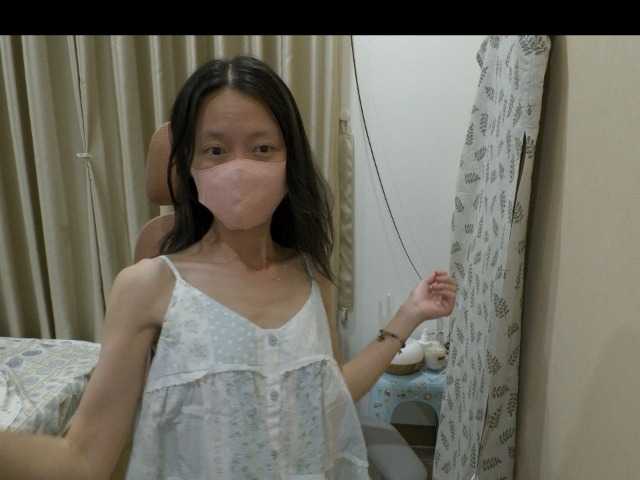 AlinaBabie, en directo ahora en BongaCams