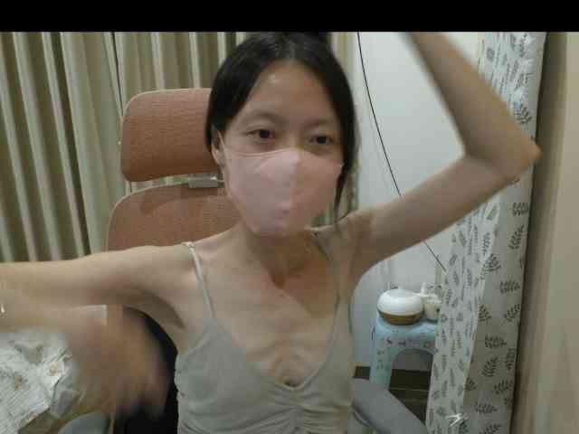 AlinaBabie webcam