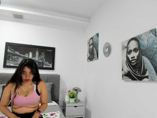 KatiaSalome live cam on BongaCams