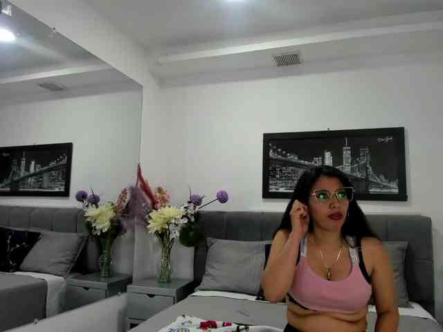 katiasalome's live room