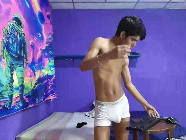 Dante-twink Dante-twink
