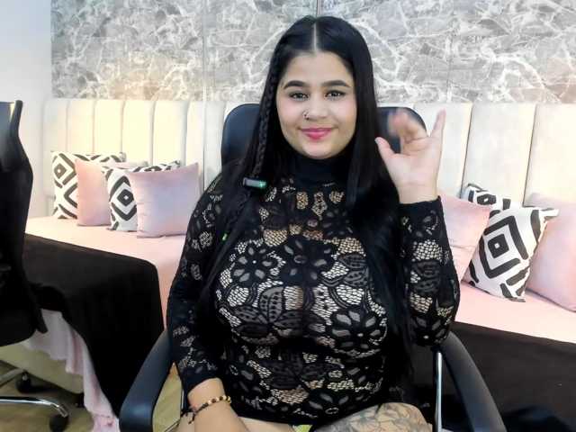 lexy-love live cam on BongaCams