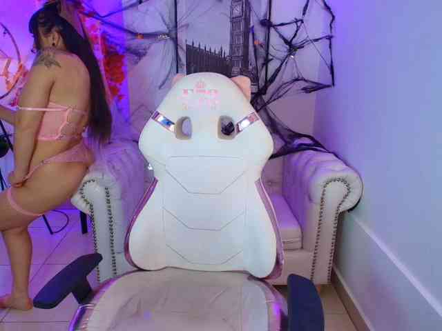 Pamela-foxxy