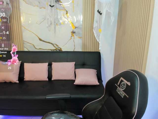 WITHNEY-TAY live cam on BongaCams