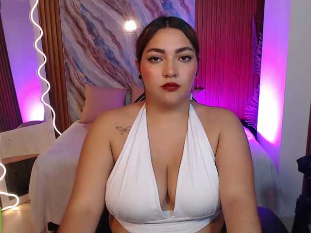WITHNEY-TAY, en directo ahora en BongaCams