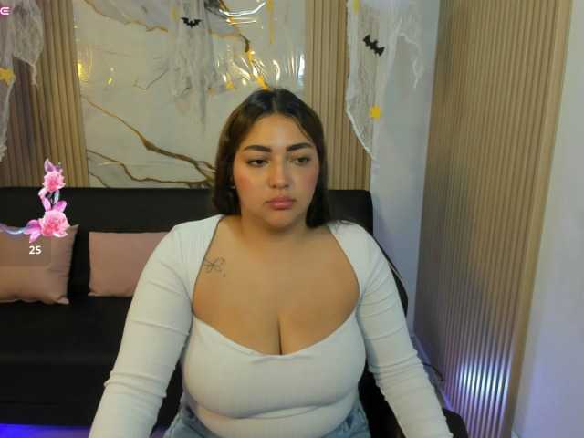 WITHNEY-TAY live cam on BongaCams