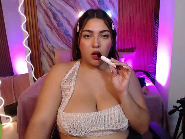 WITHNEY-TAY live cam preview