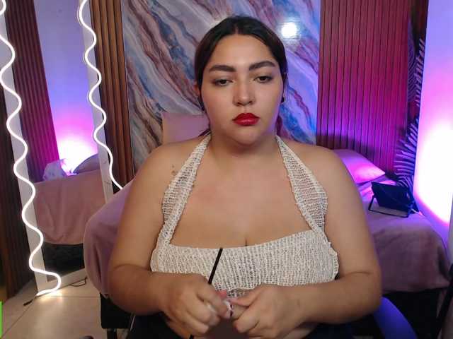 WITHNEY-TAY, en directo ahora en BongaCams