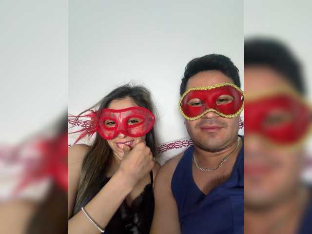 Curiosos3733 live cam preview