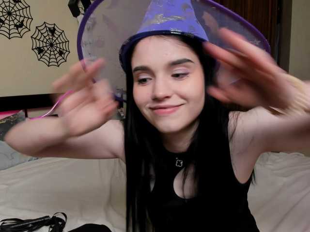 VelvetPaw1 live cam on BongaCams