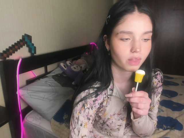 VelvetPaw1 live cam on BongaCams