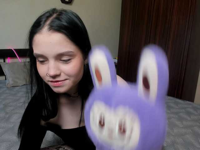 VelvetPaw1 live cam on BongaCams