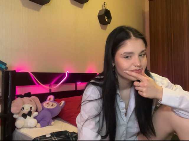 VelvetPaw1 live cam on BongaCams