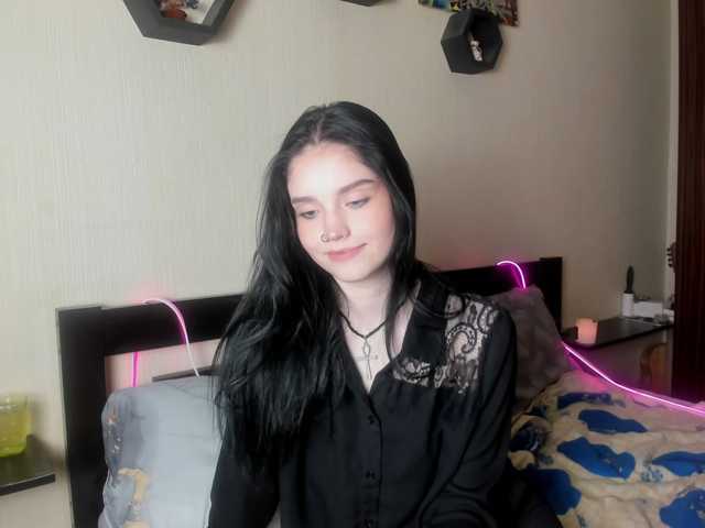 VelvetPaw1 live cam on BongaCams