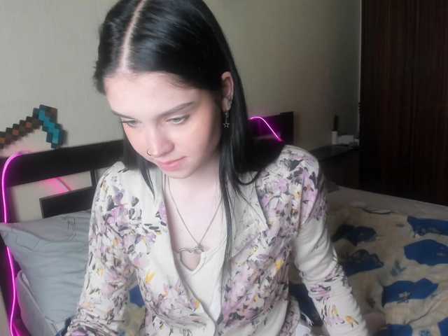 VelvetPaw1 live cam on BongaCams