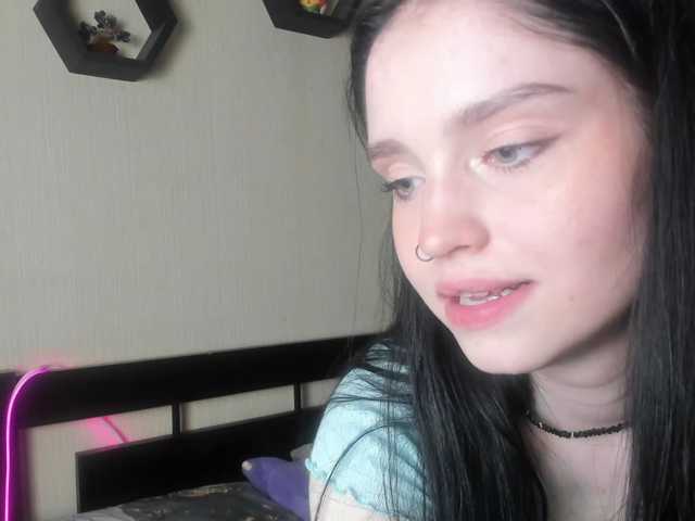 VelvetPaw1 live cam on BongaCams