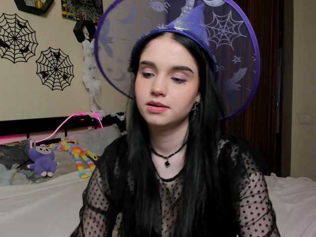 VelvetPaw1 live cam on BongaCams