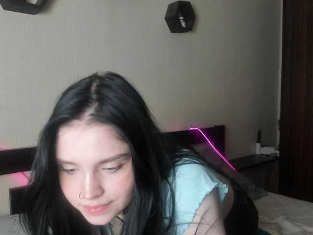 VelvetPaw1 live cam on BongaCams