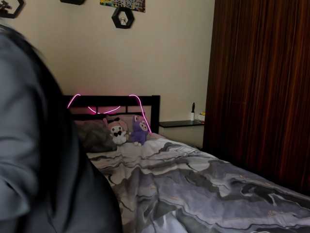 VelvetPaw1 live cam on BongaCams