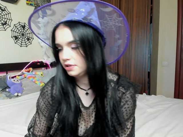 VelvetPaw1 live cam on BongaCams