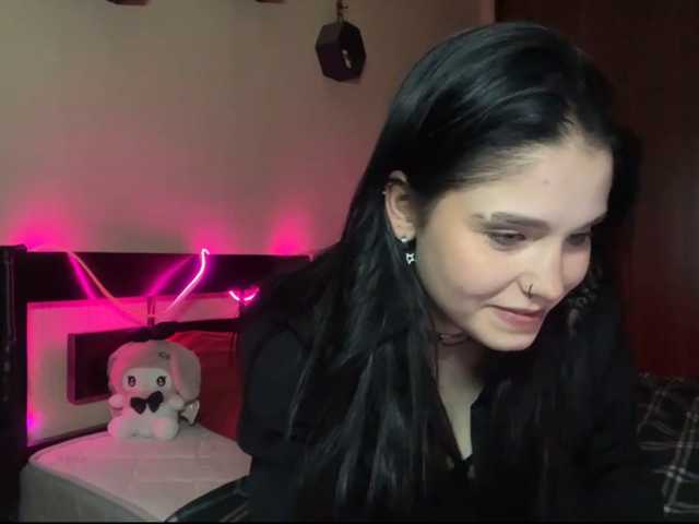 VelvetPaw1 live cam on BongaCams