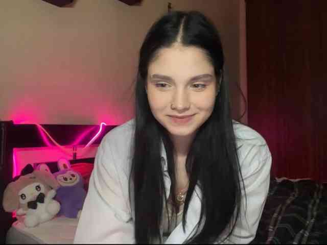 VelvetPaw1 live female cam on bongacams