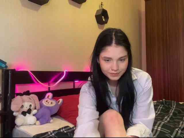 VelvetPaw1 live female cam on bongacams