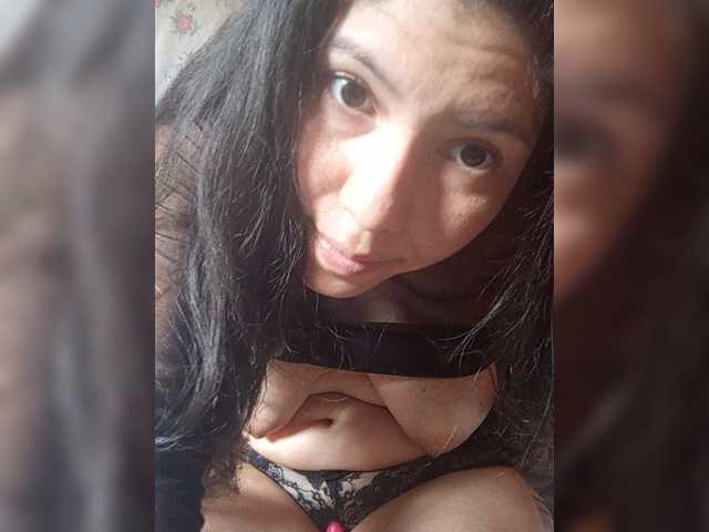 Luna-25-1 live cam on BongaCams