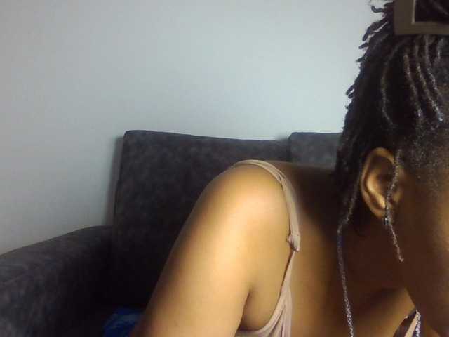 sexxypeach90 live cam on BongaCams