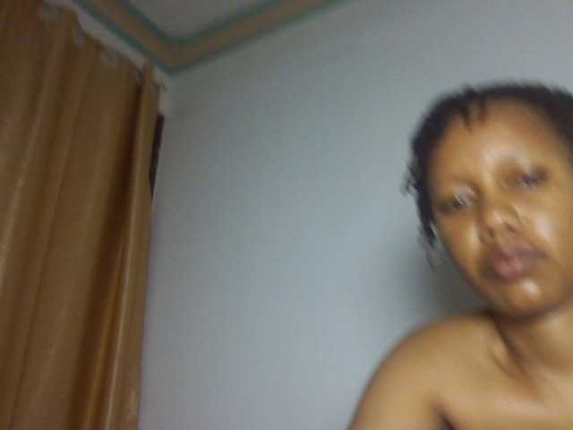 sexxypeach90 live cam on BongaCams