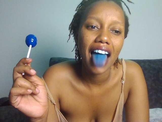 sexxypeach90 live cam on BongaCams