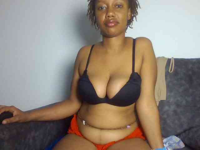 sexxypeach90 sexxypeach90