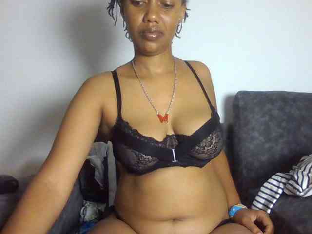 sexxypeach90 sexxypeach90