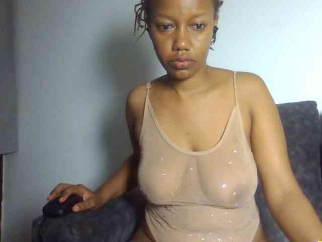 sexxypeach90 sexxypeach90