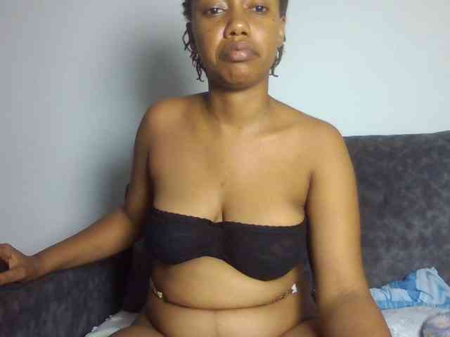 sexxypeach90 sexxypeach90