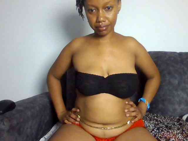 sexxypeach90 sexxypeach90