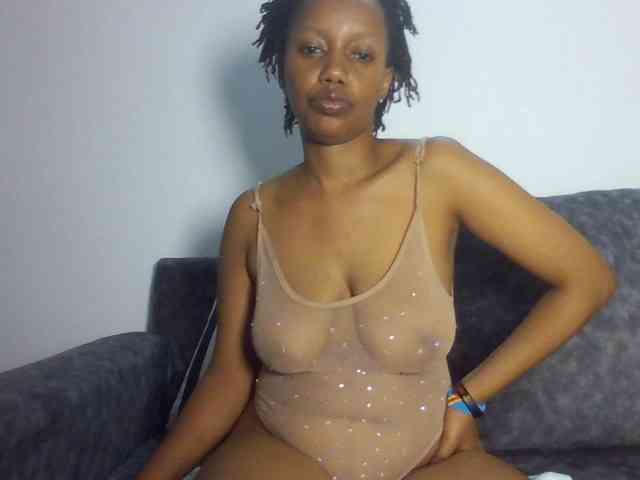 sexxypeach90 webcam