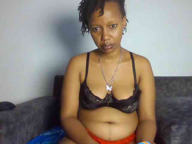 sexxypeach90 webcam
