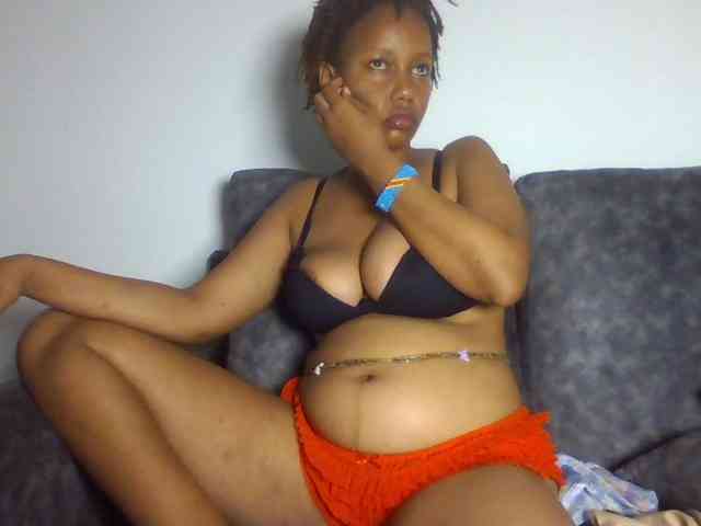 sexxypeach90 sexxypeach90